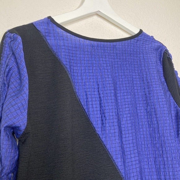 Calessa Ruched Sleeves Pocketed Black and Blue Tunic S - Picture 7 of 8